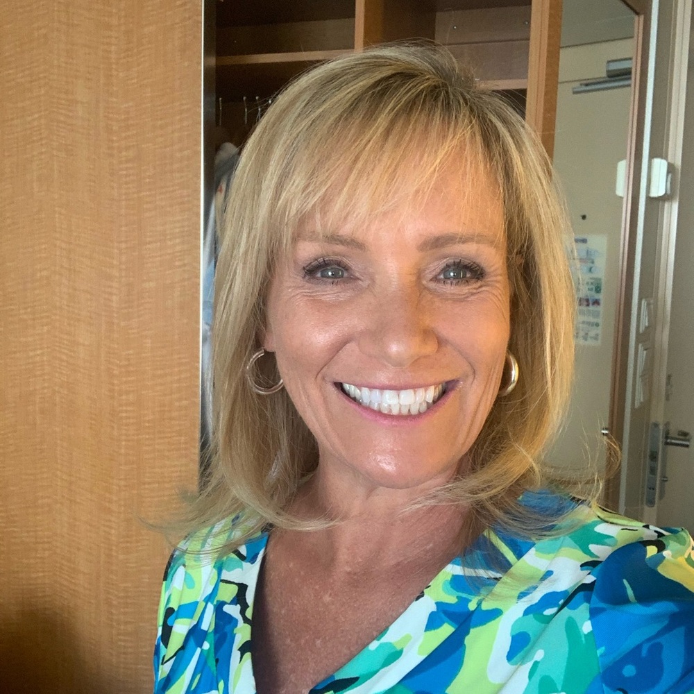 Meet your Posher, Carole